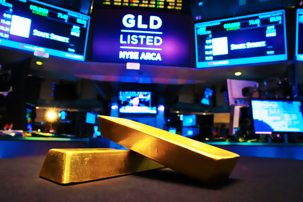 Should I Invest In Physical Gold Bullion or Gold ETF Stocks?