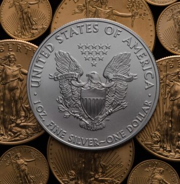 Plummeting Gold Market… What Is On The Horizon For Investors?